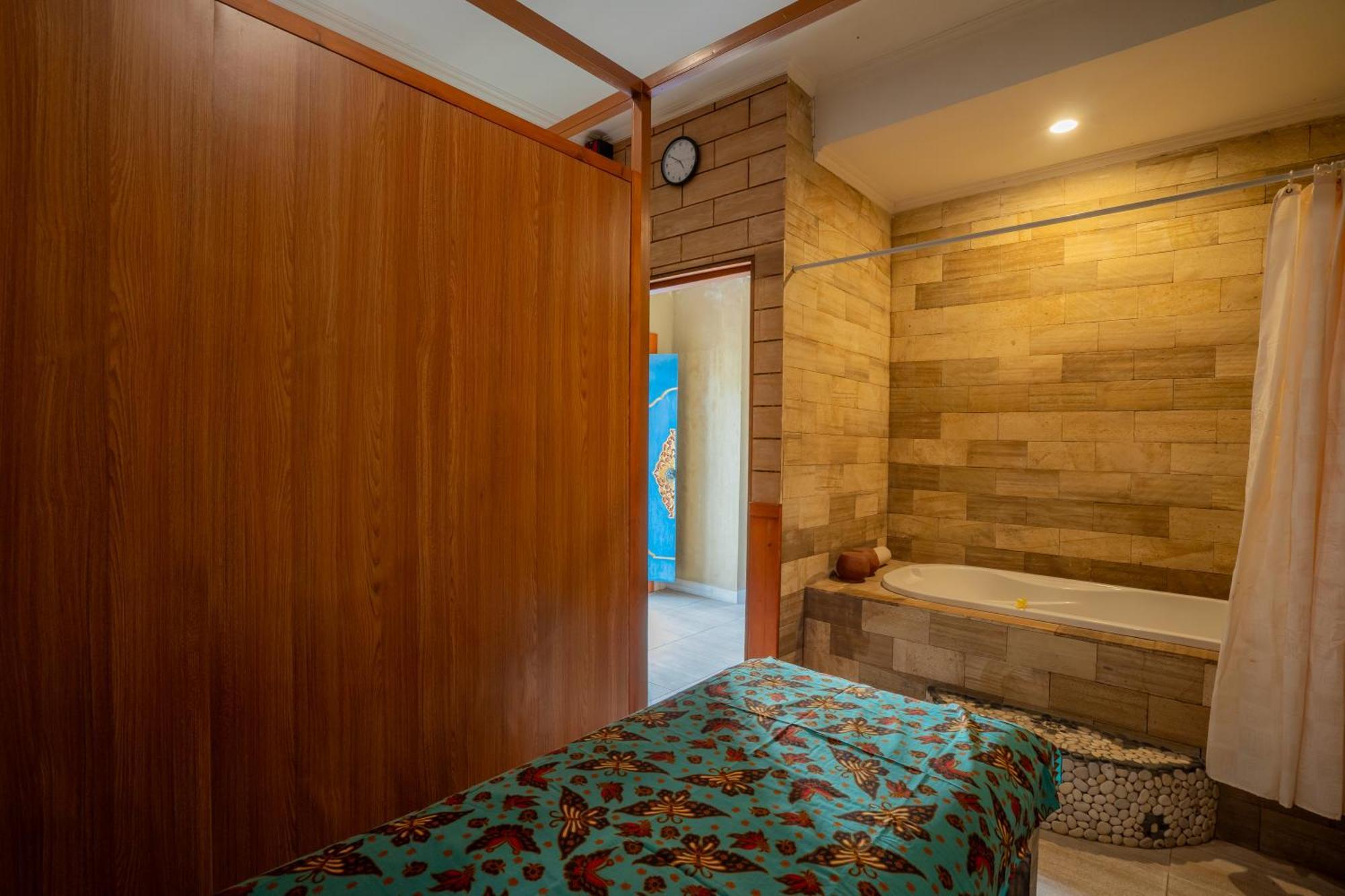 Nirmala Guest House Surf Keramas Exterior photo