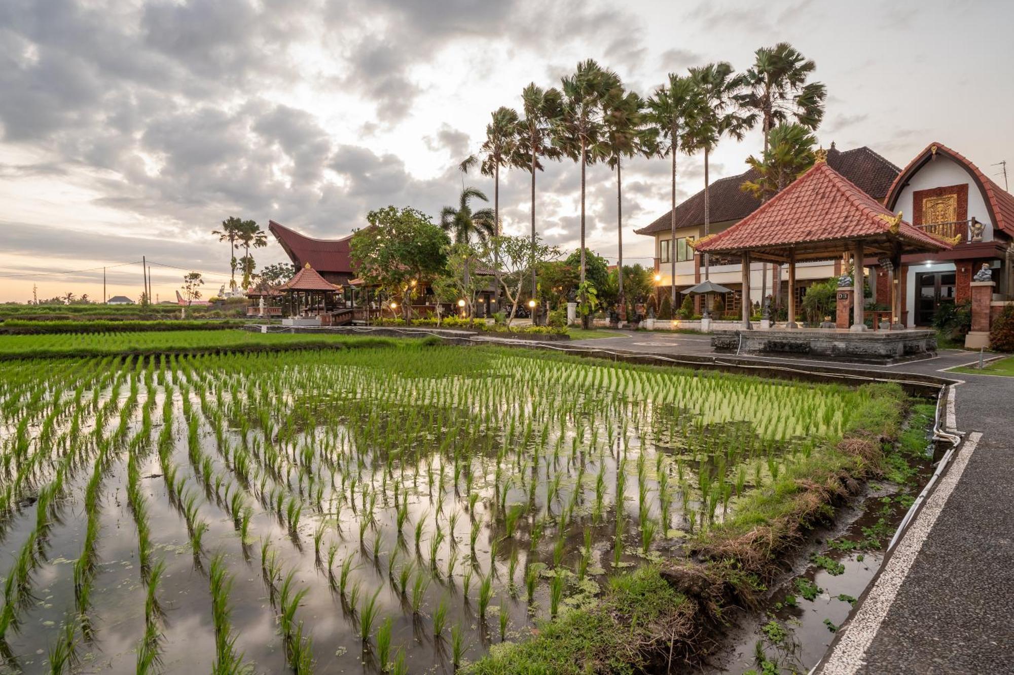 Nirmala Guest House Surf Keramas Exterior photo