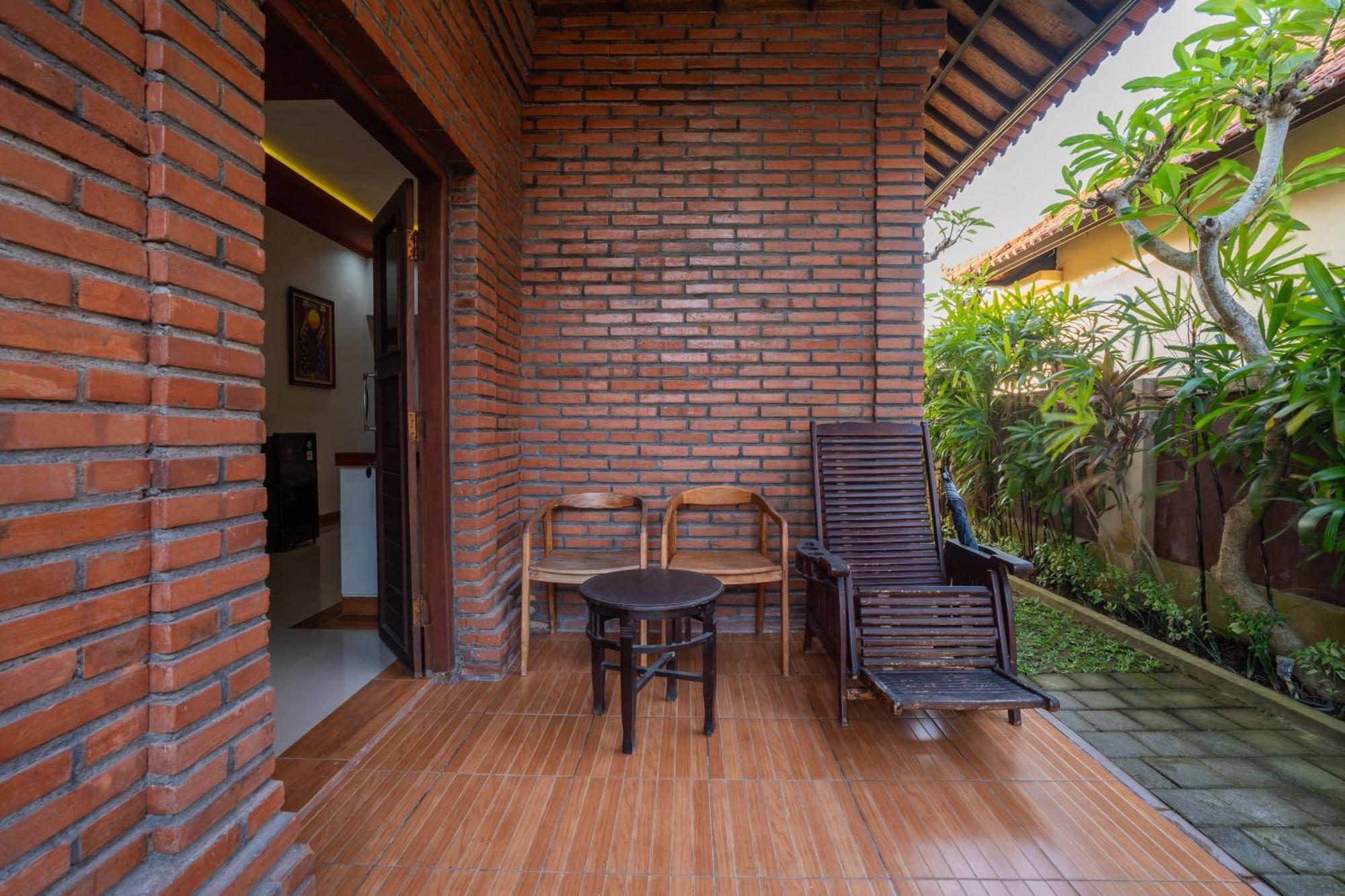 Nirmala Guest House Surf Keramas Exterior photo